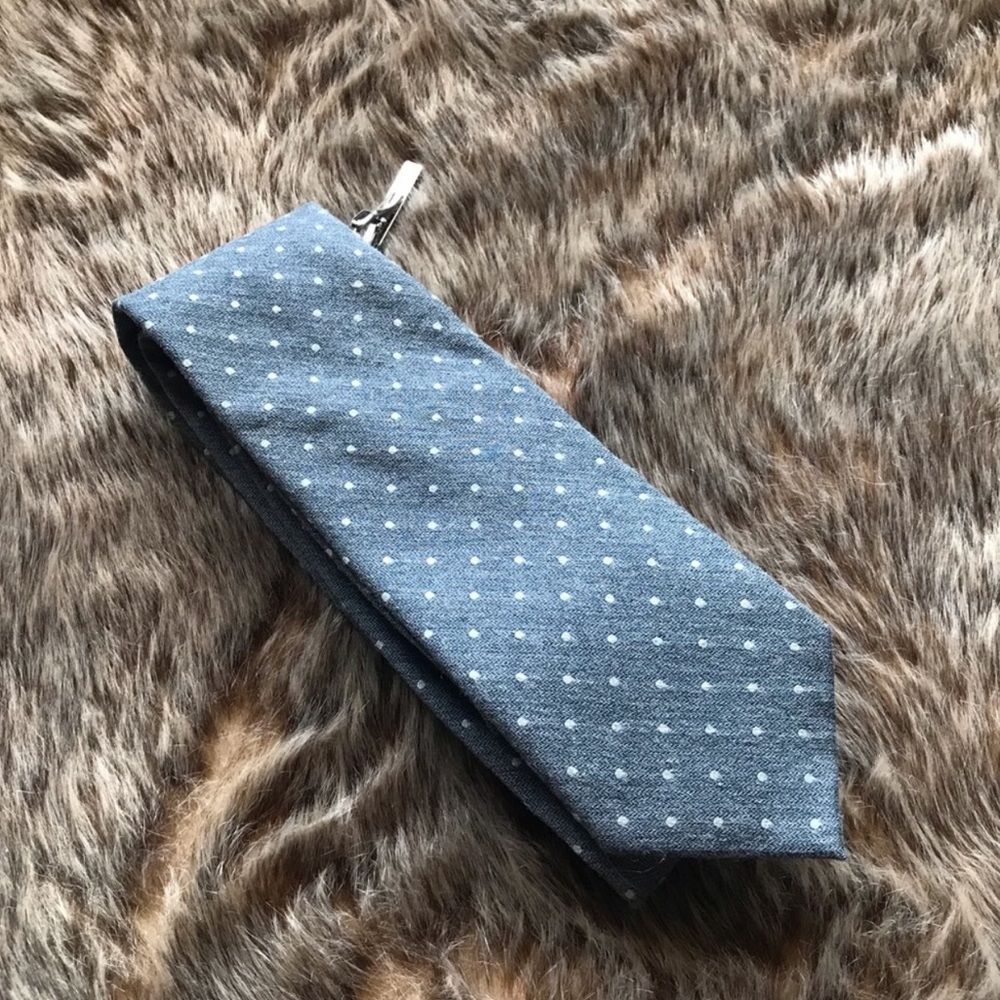 Polka dot Necktie | Van Heusen